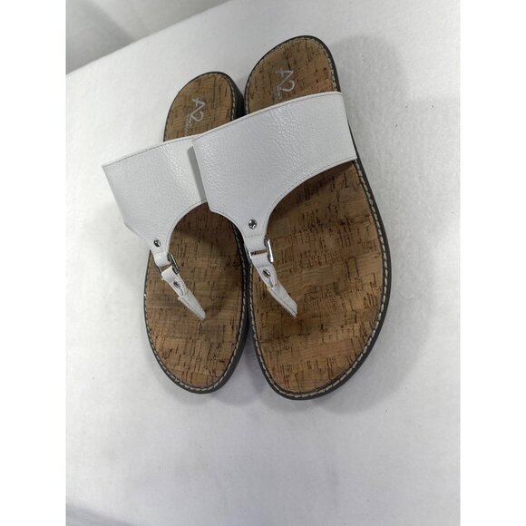 Aerosoles A2 Size 9.5M White Faux Leather T Strap Sandal - Picture 6 of 16